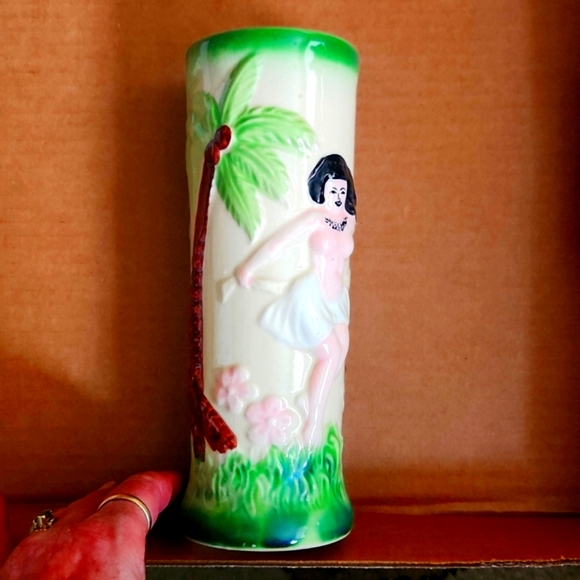 VTG HULA GIRL, toppless Harvey's, Lake Tahoe, Ceramic Glass - Picture 5 of 13